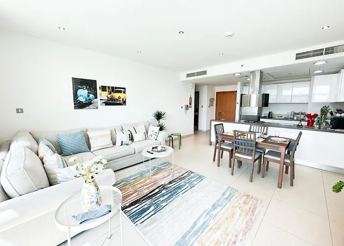 Stunning 2Br Luxuryliving In Primearea Alnaseem203