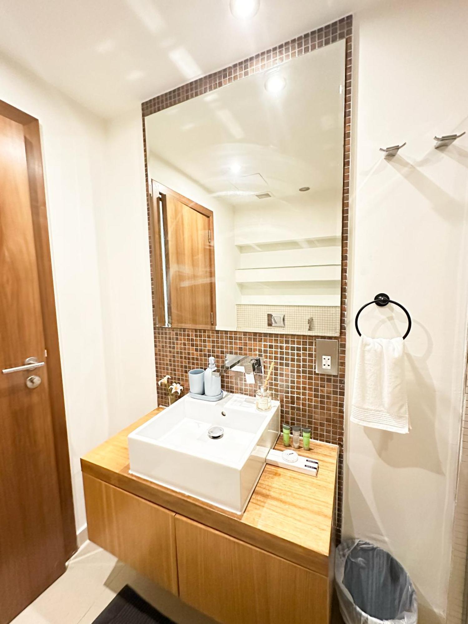 Apartment Stunning 2br Luxuryliving In Primearea Alnaseem203 *