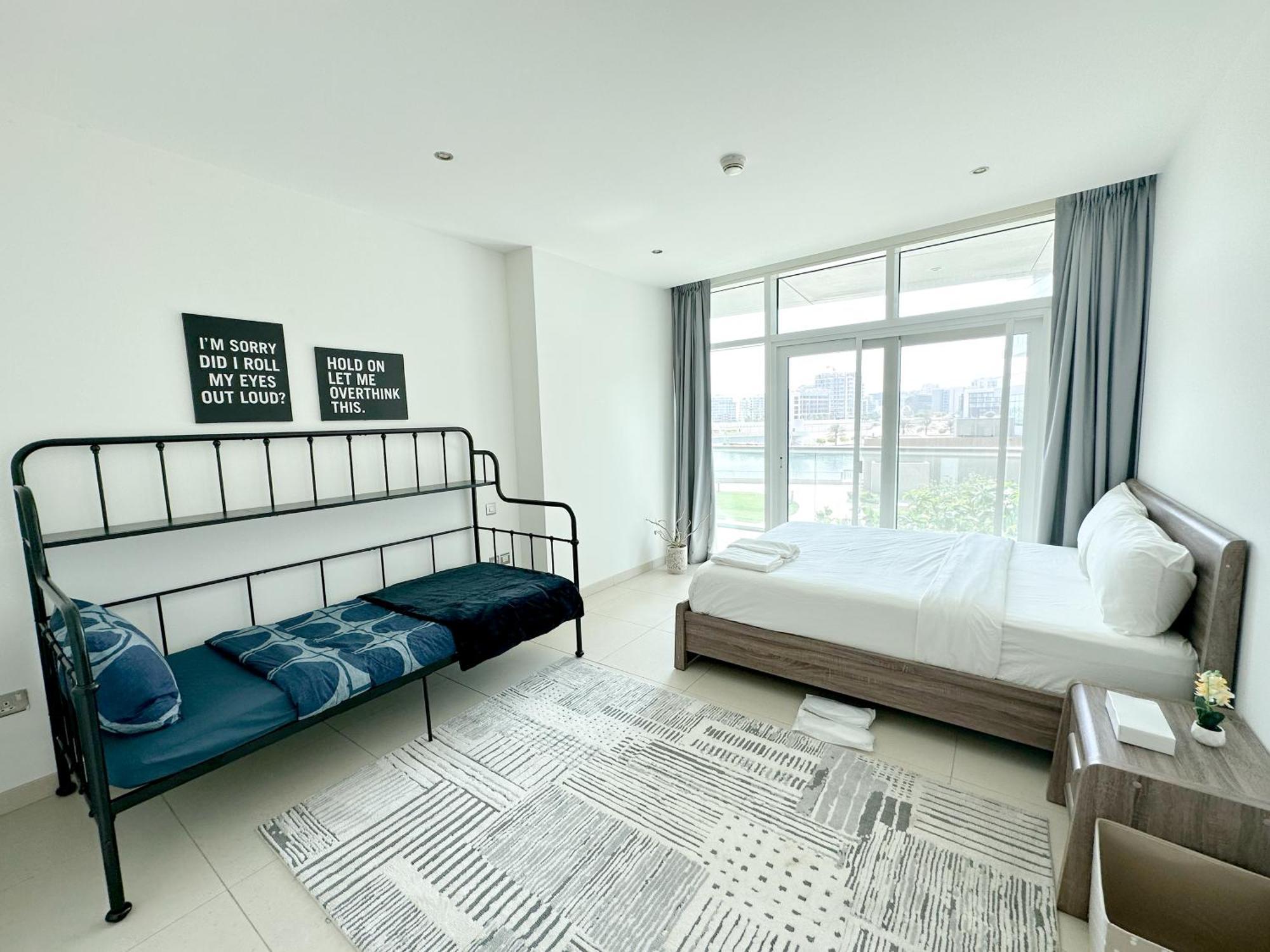 Stunning 2br Luxuryliving In Primearea Alnaseem203 *