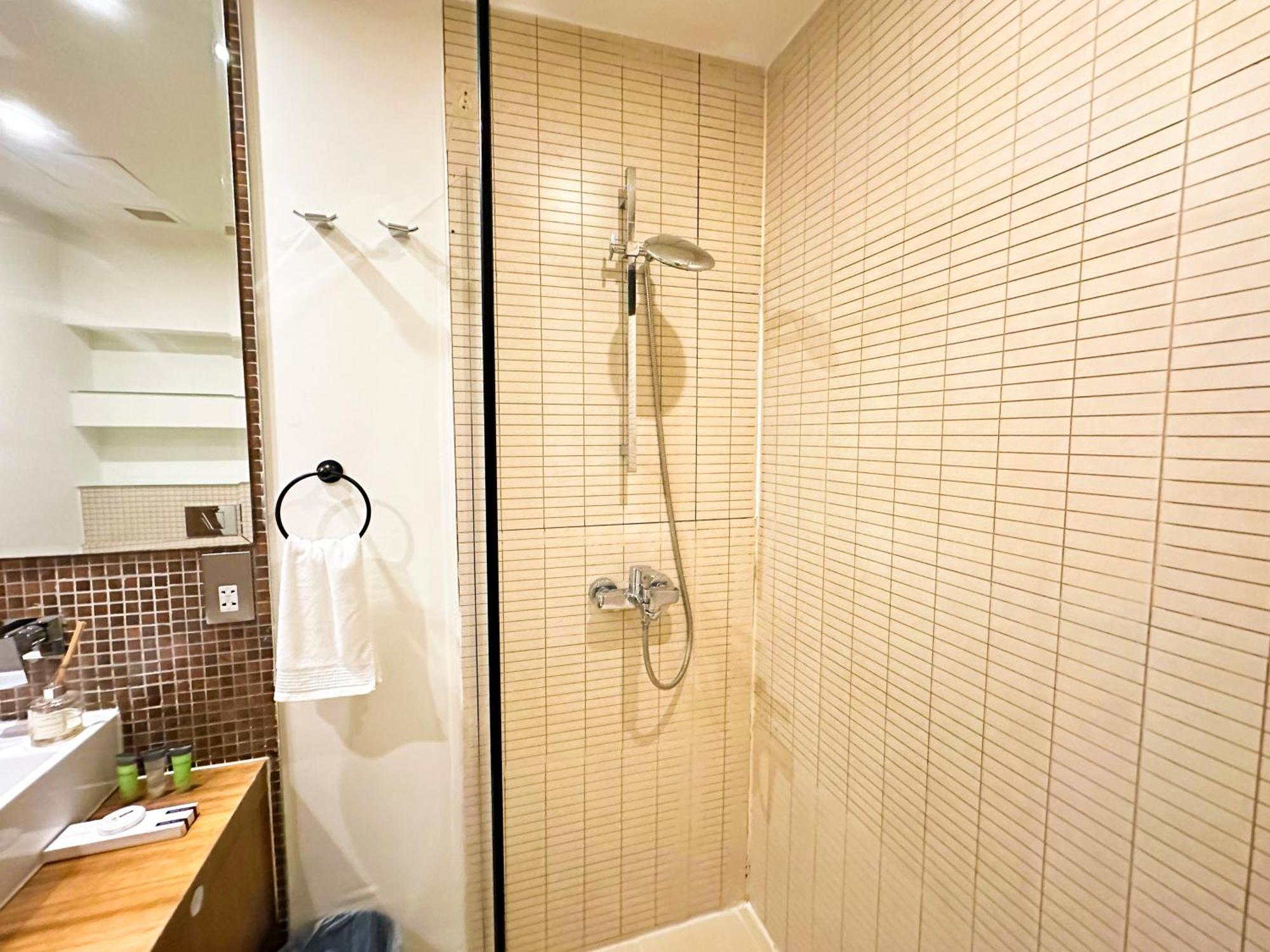 Stunning 2br Luxuryliving In Primearea Alnaseem203