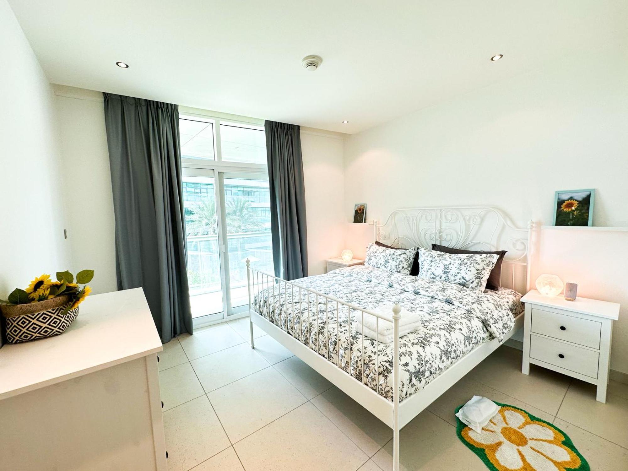 Apartment Stunning 2br Luxuryliving In Primearea Alnaseem203 *
