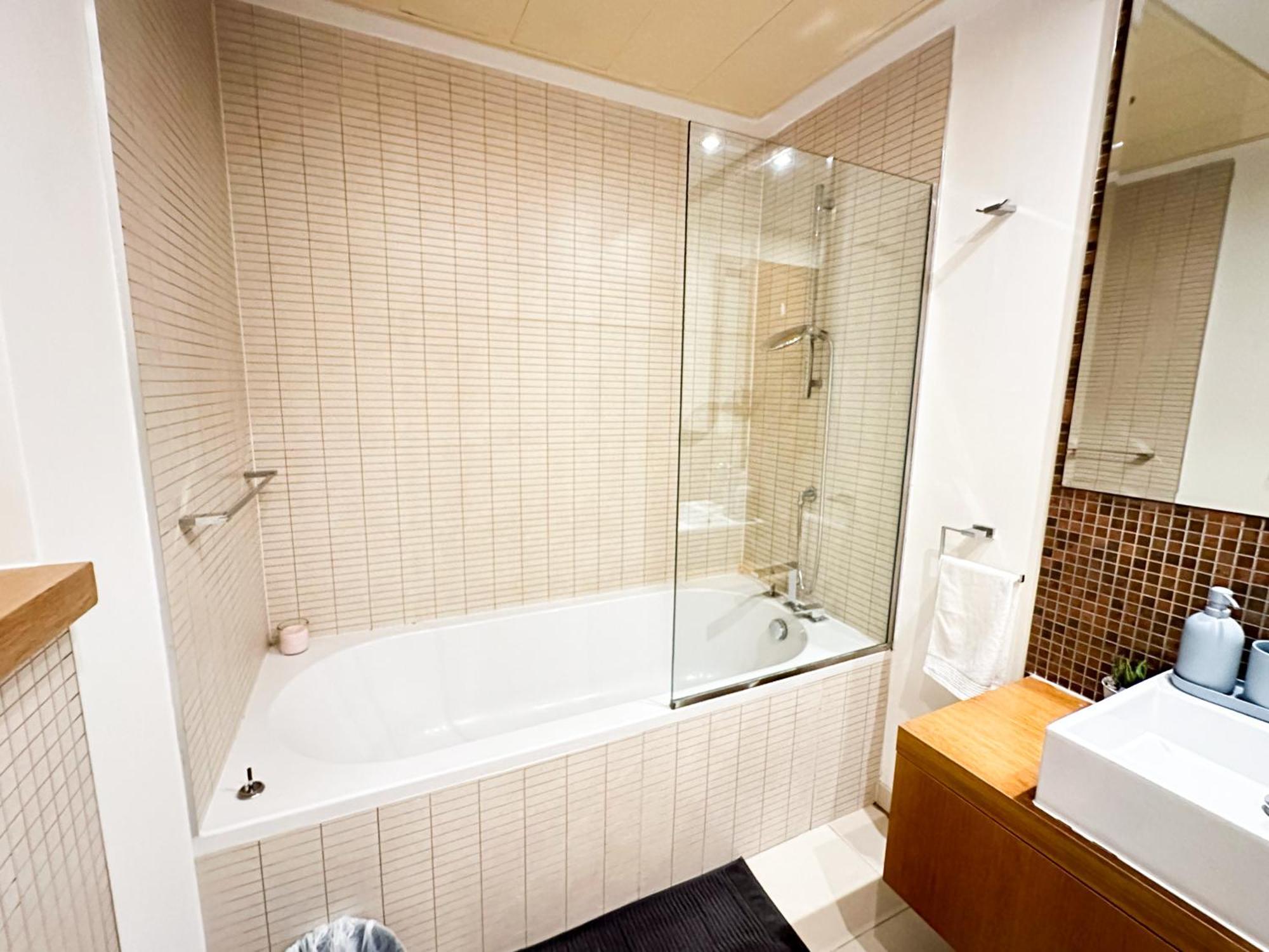 Stunning 2br Luxuryliving In Primearea Alnaseem203 Abu Dhabi